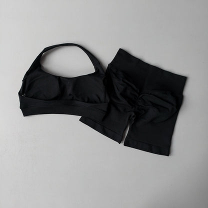 2 Pieces Yoga Suit for Women Seamless Fitness Gym Clothes Halter Sports Bra Matching Impact Shorts Workout Sets Gym Set Outfit