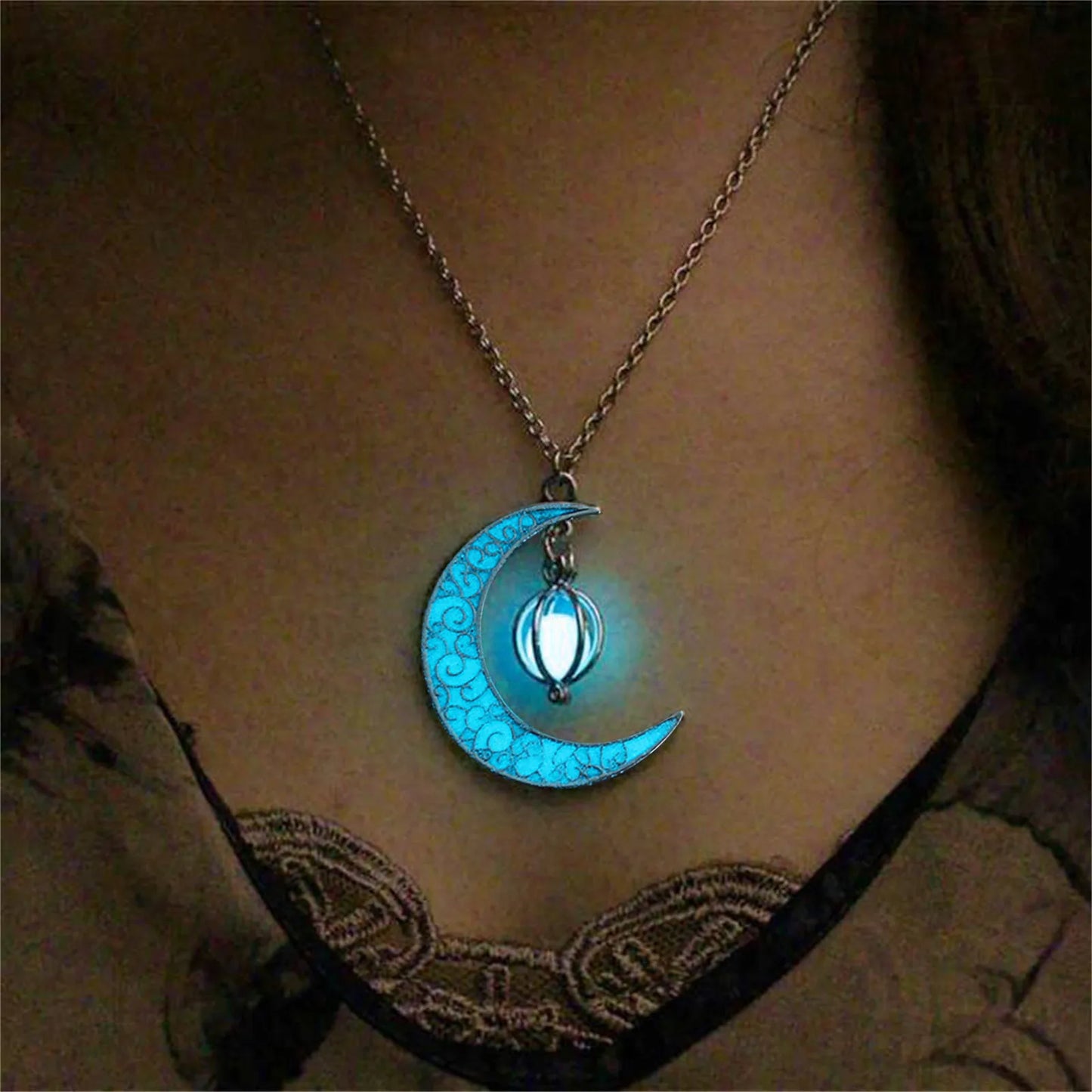 Womens Teen Girls Luminous Moon Necklace Moon Pendants Chain Choker Glow in The Dark Necklace Jewellery Gifts Ожерелье