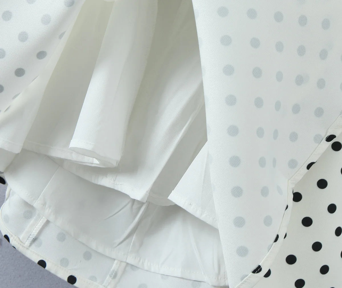 YENKYE French Style Retro Polka Dot Deep V Halter Dress Women Sexy Backless A-line Slim Sweet Elegant Mini Dresses Summer Robe