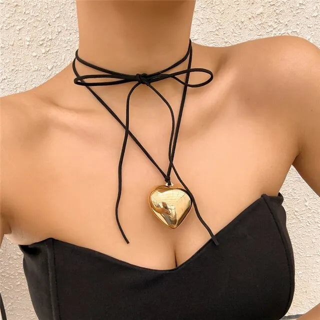 Exaggerated Black Velvet Big Heart Pendant Choker Necklace Women Knotted Bowknot Adjustable Rope Chain Jewelry Wed Accessories