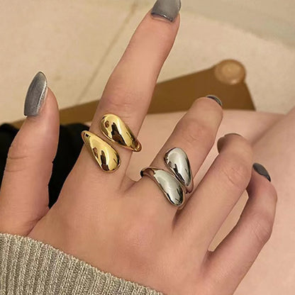 A Single Women's Ring, Simple Water Drop Open Ring, Suitable for Daily Wear and Vacation Wear