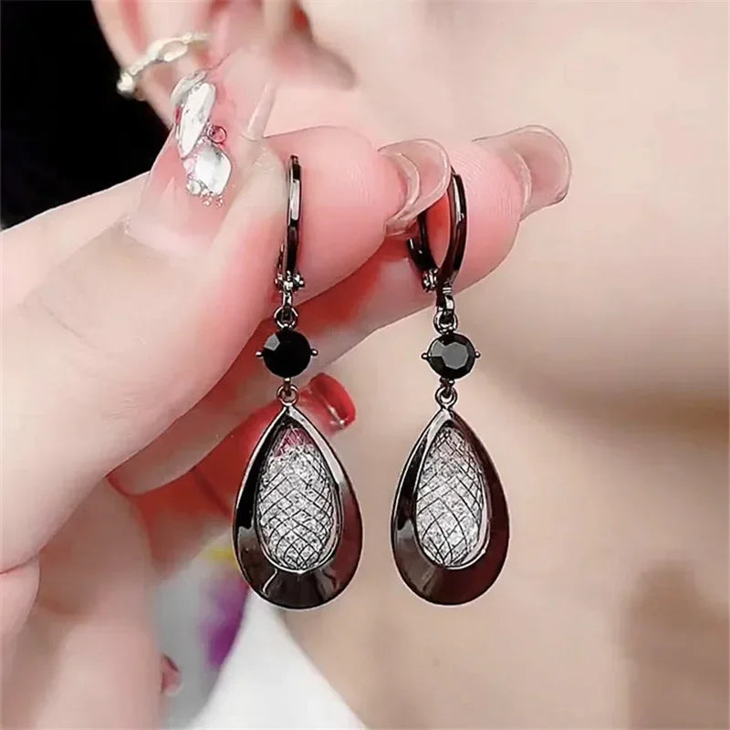 New Exaggeration Ocean Shell Texture Stud Earrings for Women Trendy Accessories Personalization Jewelry Earrings Daily Wear