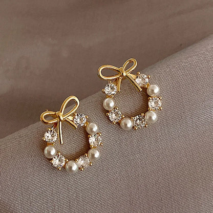 High Quality Minimalist Creative Round Bow Earrings Fashion Rhinestone Imitation Pearl Earrings, Designed For The Temperament of