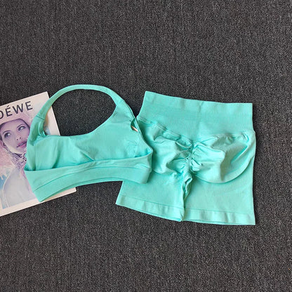 2 Pieces Yoga Suit for Women Seamless Fitness Gym Clothes Halter Sports Bra Matching Impact Shorts Workout Sets Gym Set Outfit