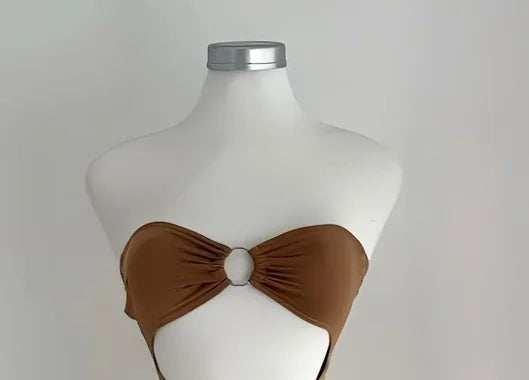 The 2025 summer new solid color sleeveless sexy strapless cutout long dress from Europe and America