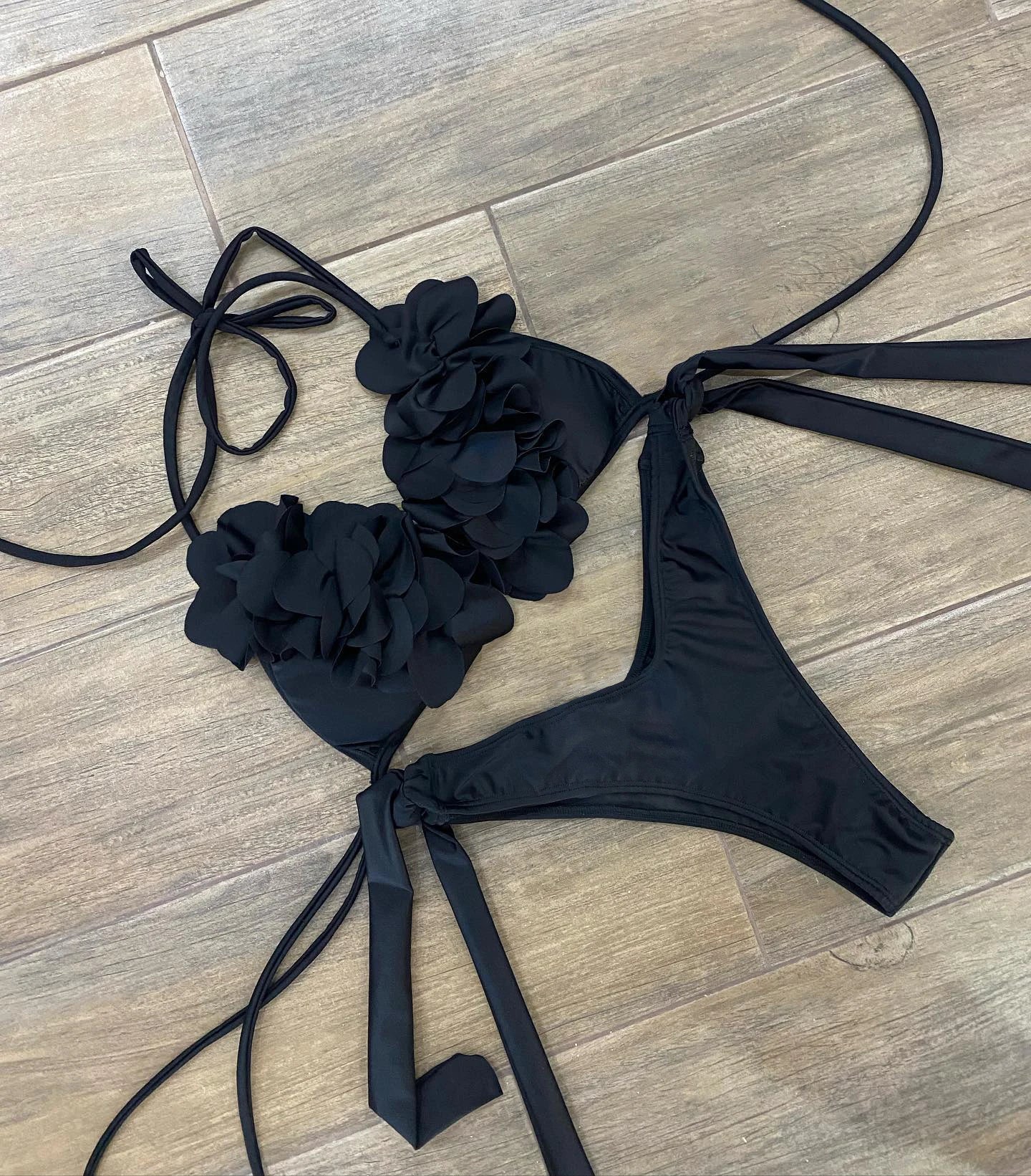 2025 Summer New Sexy Petal Push Up Backless Bikini Set Women Fashion Flower Ruffles Bikini Lady Solid Beachwear Bathing Suit