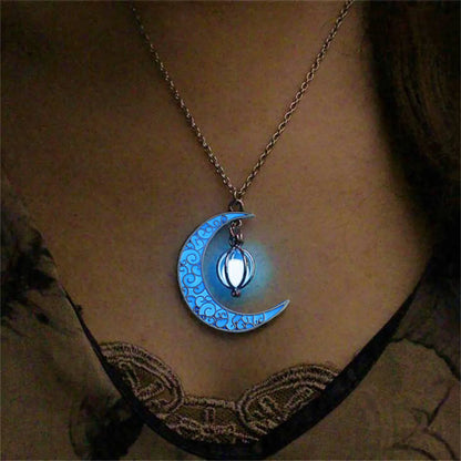 Womens Teen Girls Luminous Moon Necklace Moon Pendants Chain Choker Glow in The Dark Necklace Jewellery Gifts Ожерелье