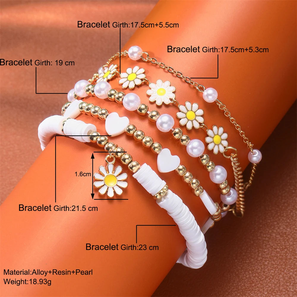 4pcs Vintage Daisy Flower Pendant Faux Pearl Bracelet Set for Women Bohemian Beaded Enamel Star Stackable Hand String Jewelry