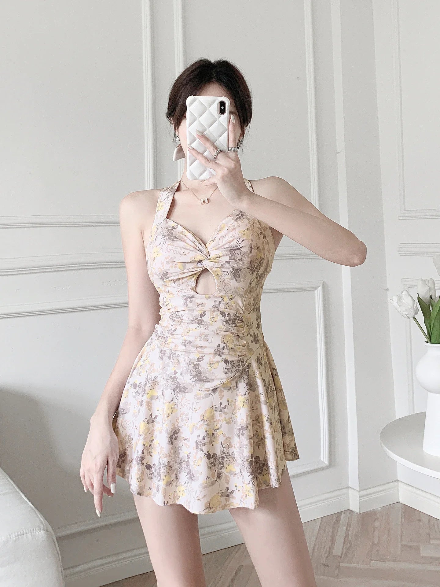 Cute Women Hanging Neck Sweet Swimwear Sexy One-piec Beach Wear Swim Suit Beach Dress Swimsuit High Waist Bathing Suit for Girls