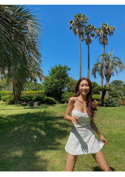 Sexy New One-Piece Swimsuit Women's Strapl Gathered Ba Batherie Thermal Belly Covering Slimming Casual Swimwear