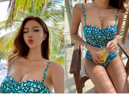 2024 Women One Piece Swimsuit Korean Red Beach Wear Tummy Control Bathing Suit Female Backless Monokini Padded Swimming Pool